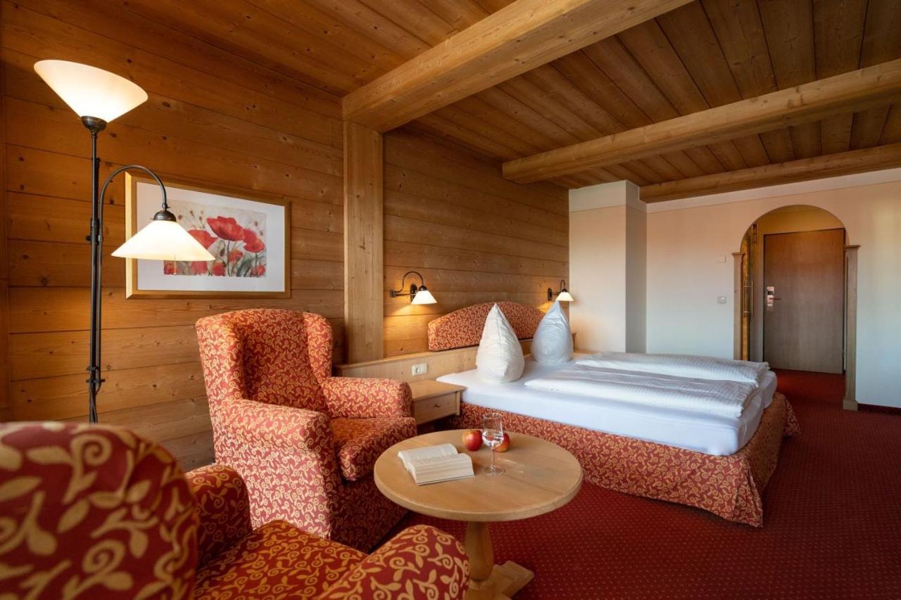 Hotel Gasthof Alte Post Holzkirchen المظهر الخارجي الصورة