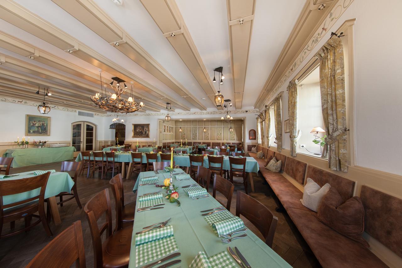 Hotel Gasthof Alte Post Holzkirchen المظهر الخارجي الصورة